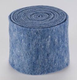 mittelblau